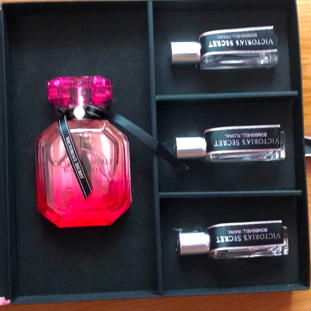 Victoria’s Secret Bombshell Perfume Set